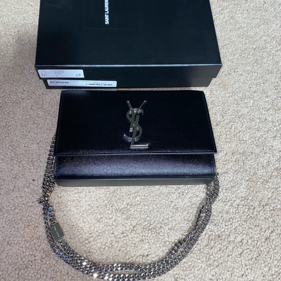 Small Kate Chain Crossbody Bag
SAINT LAURENT - Picture 4 of 9